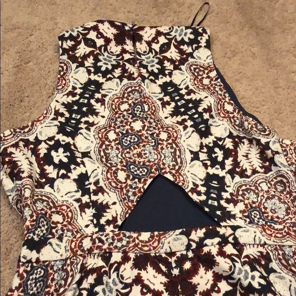 1 State Dress - Picture 4 of 4